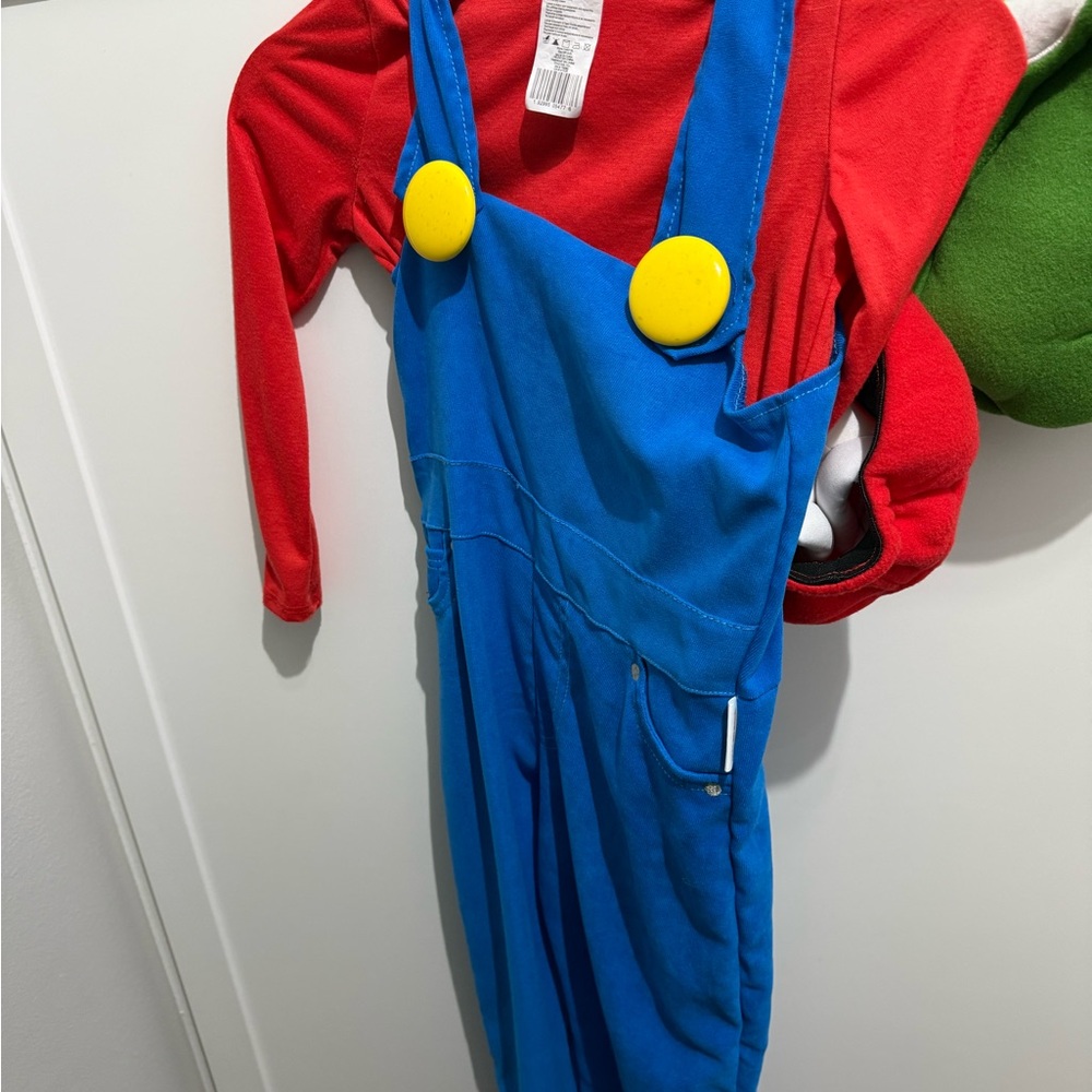 Súper Mario Bros bundle Costume Overalls with Yellow Buttons